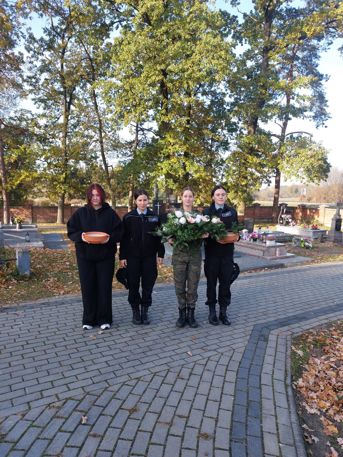 WhatsApp Image 2025-10-23 at 19.52.25