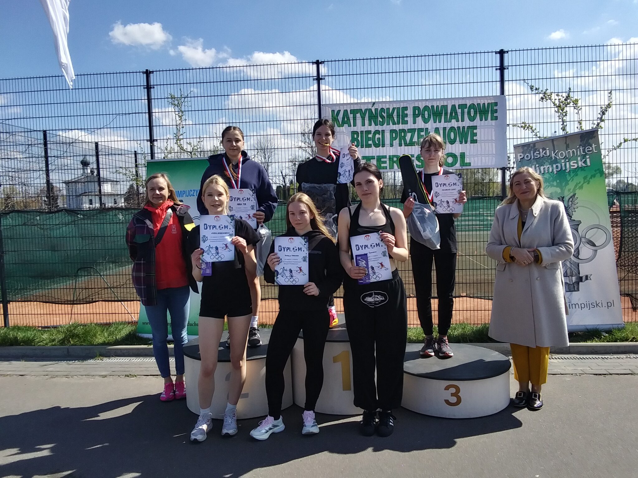 H[1] B[3]D[-4] FN=0 outdr = 0 ISO = 100.000000 exp=0.831353 return = 0 D[19.4] WD[0.1] B[11.6] WB[41.2] SB[0.5]